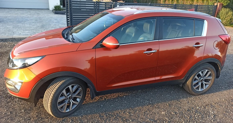 Kia Sportage cena 54800 przebieg: 135300, rok produkcji 2014 z Poznań małe 121